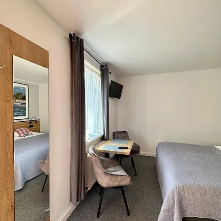 Oktawia Нехоже