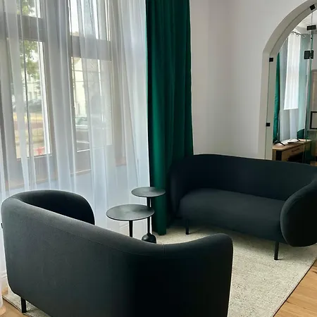 Проживание в семье Oktawia *