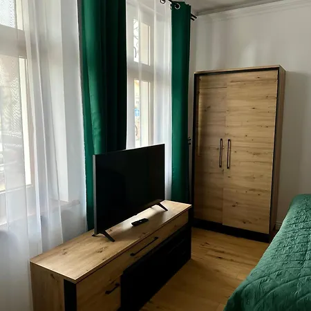 Oktawia Нехоже