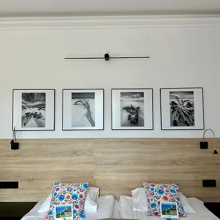 Oktawia Проживание в семье Нехоже