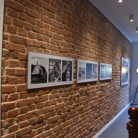 Проживание в семье Oktawia *