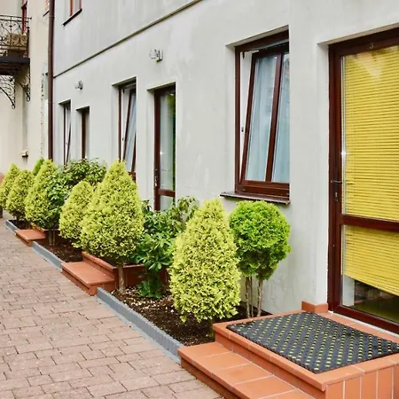 Oktawia Проживание в семье *