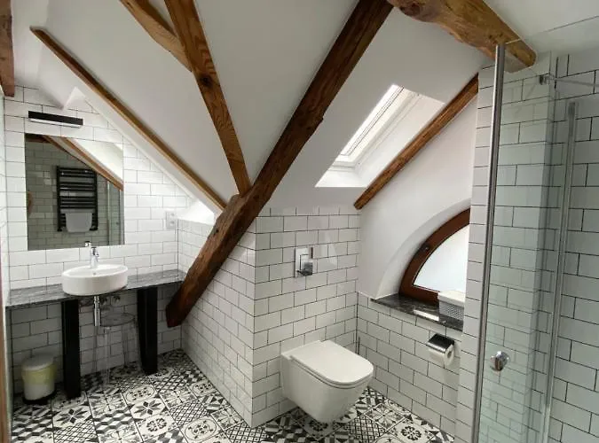 Oktawia * 니에초르체